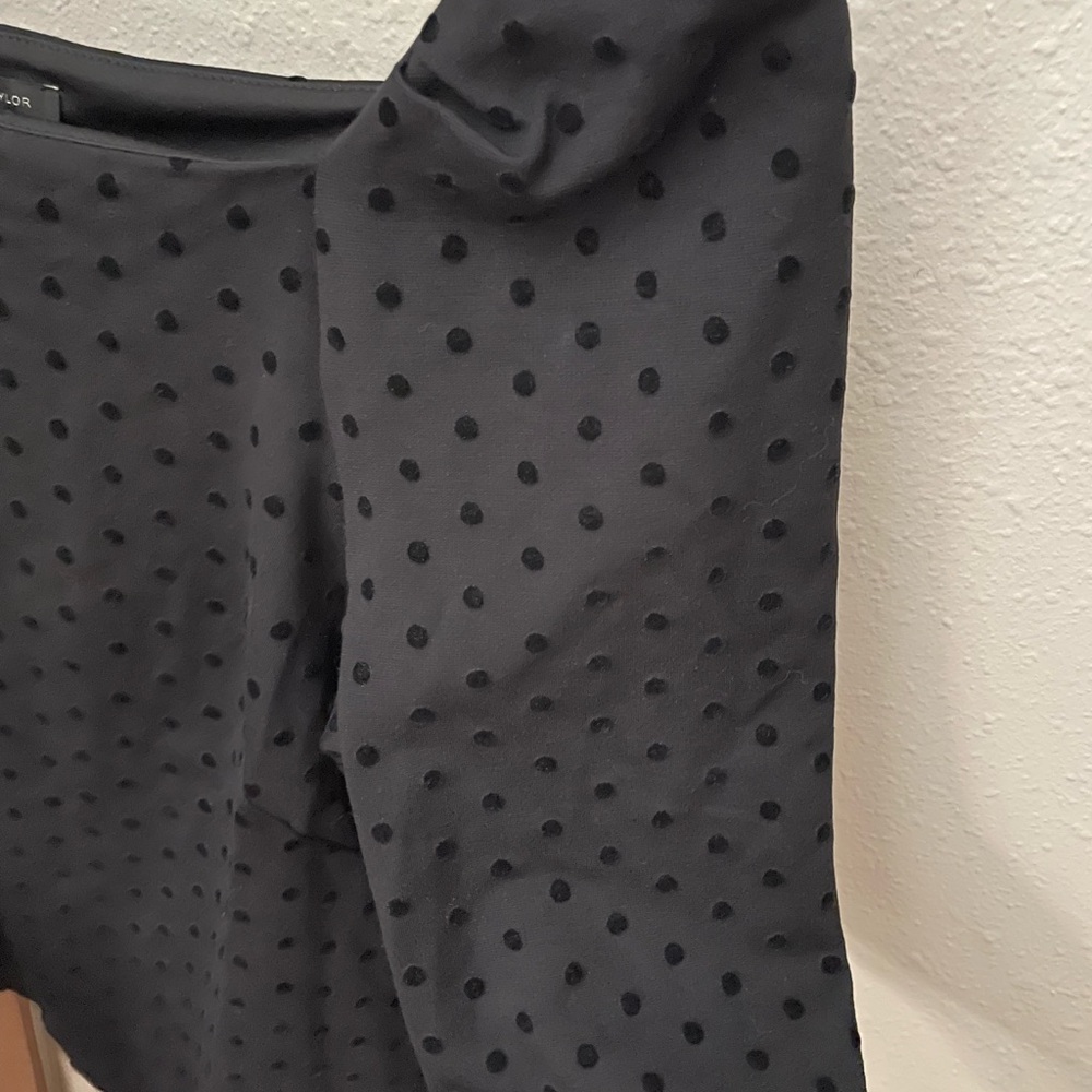 Ann Taylor Black Swiss Dot Boatneck Blouse Gathered Shoulder & 3/4 Sleeve Sz M - Picture 7 of 12